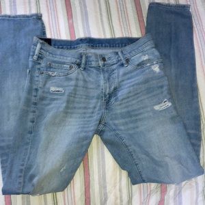 Abercrombie & Fitch Ripped Jeans